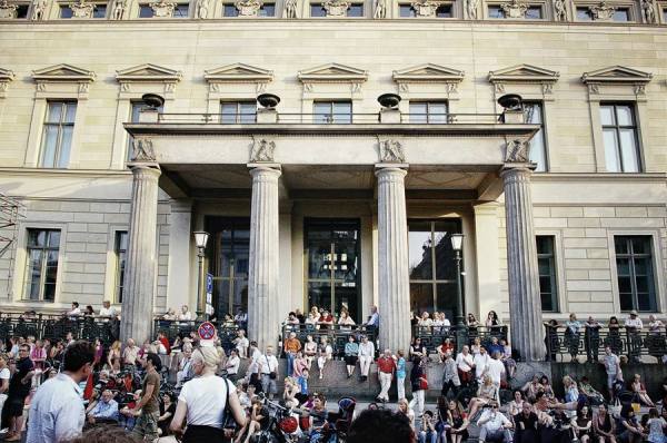 Photograph Afroditi Mavroeidi Unter Den Linden 2 on One Eyeland